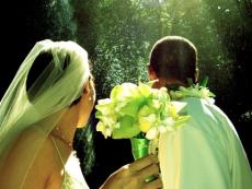 Kauai Waterfall Weddings in Kauai