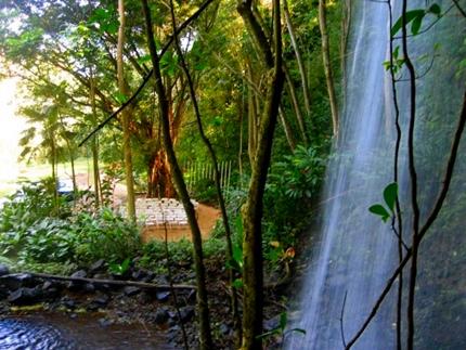 Waterfall wedding Kauai 39s Hanalei bay Resort