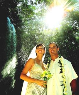 Kauai Waterfall Weddings in Kauai