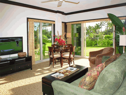 Tropical Kauai 2 Bedroom Vacation Rental in Waipouli Kauai - Living Room