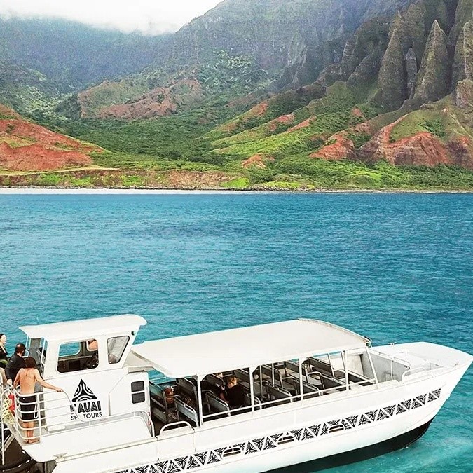 na pali coast catamaran snorkeling cruise with lunch