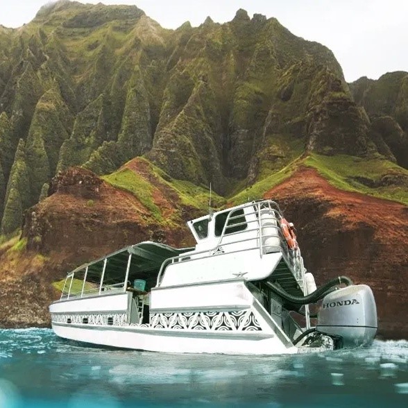 na pali coast catamaran snorkeling cruise with lunch