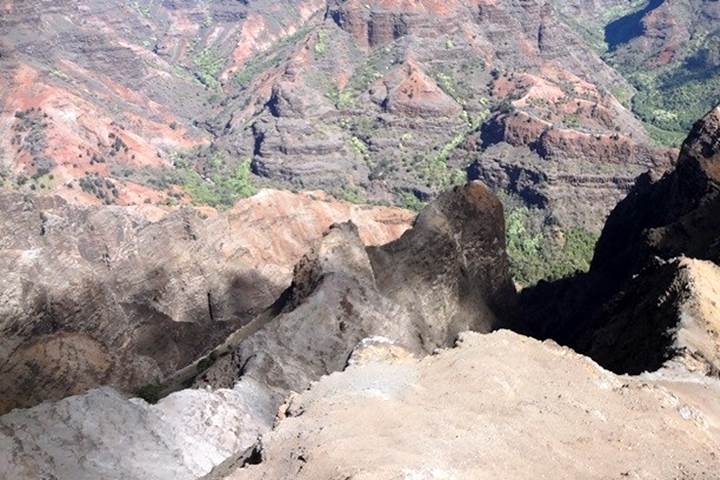 Kauai Canyon Trail